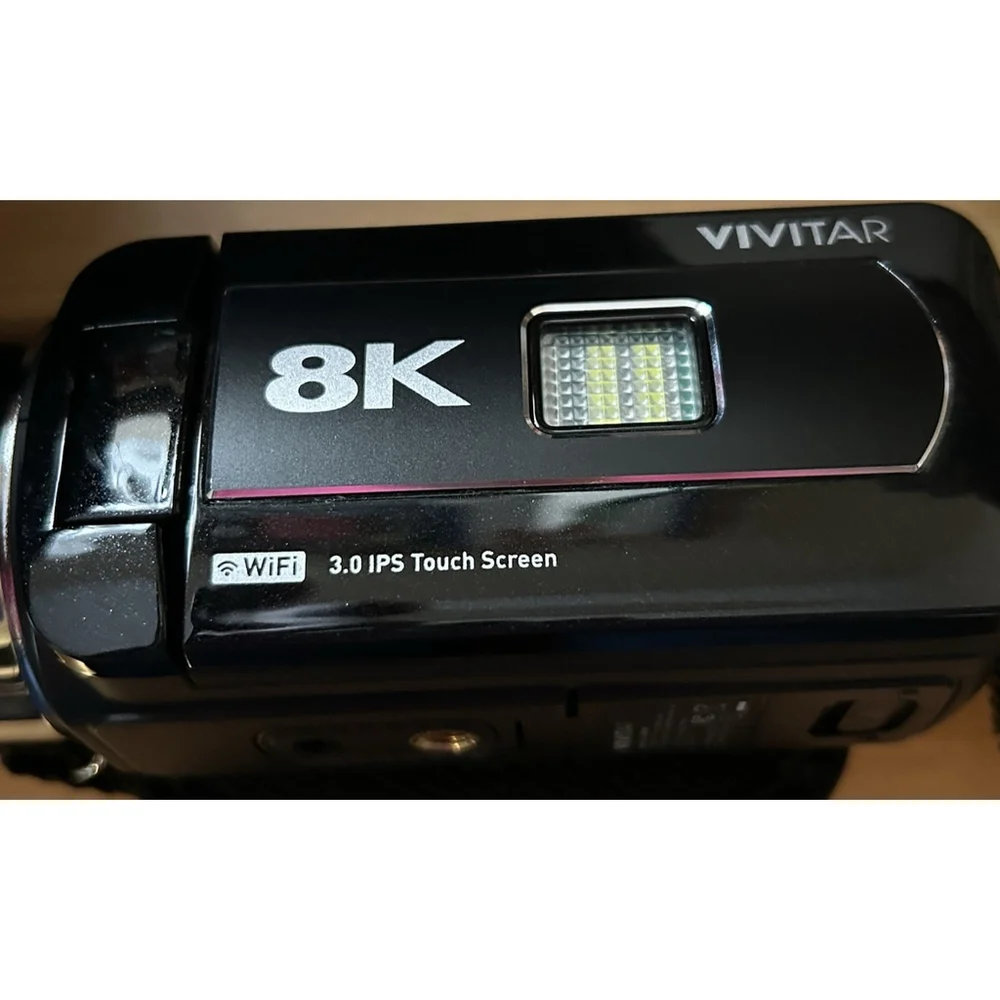 Vivitar 8K Digital Camcorder w/Assessory Kit Black 3
